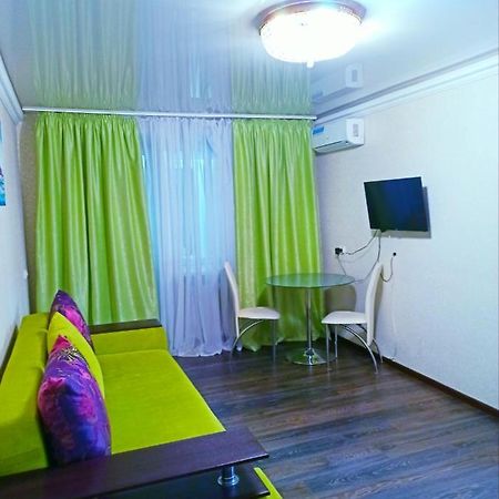 Затишок У Самому Центрі Дніпра Appartement Dnjepropetovsk Buitenkant foto