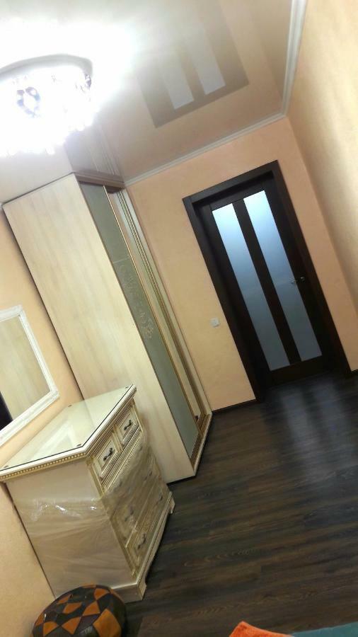 Затишок У Самому Центрі Дніпра Appartement Dnjepropetovsk Buitenkant foto